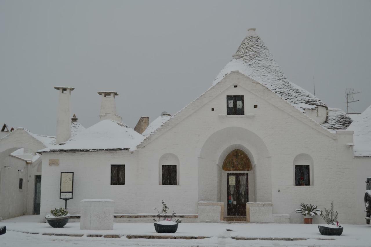 阿尔贝罗贝洛Il Trullo Del Palmento别墅 外观 照片